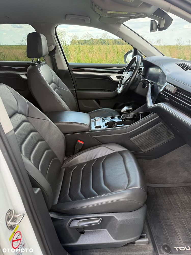 Volkswagen Touareg 3.0 V6 TDI SCR 4Mot R-Line - 5