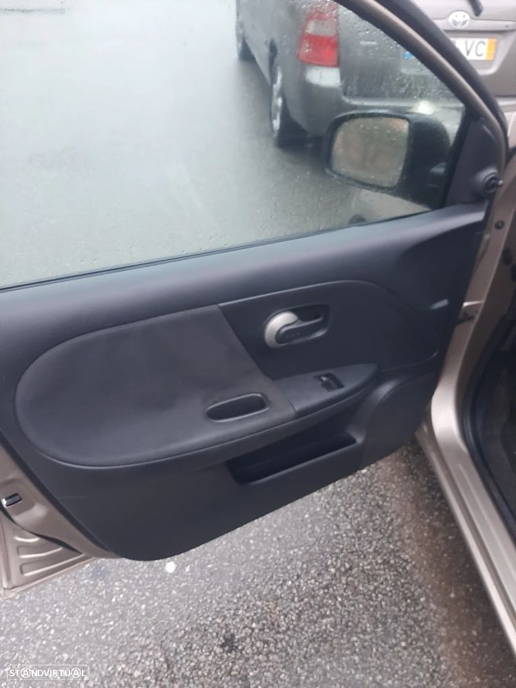 Nissan Note - 10