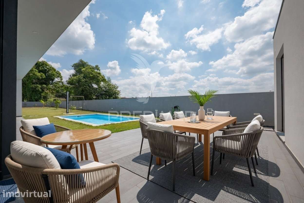 MORADIA TÉRREA T3 COM PISCINA | TURIZ, VILA VERDE - Grande imagem: 2/28
