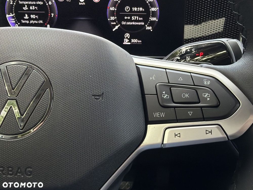 Volkswagen Passat - 19