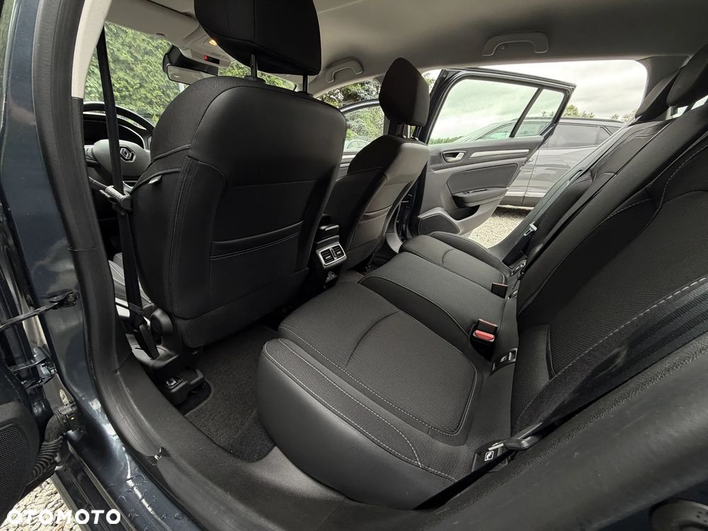 Renault Megane 1.5 Blue dCi Intens - 19