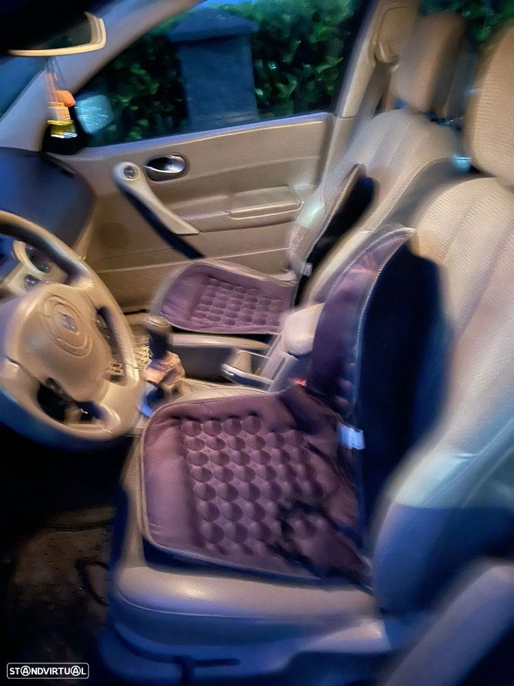 Renault Mégane 1.5 dCi Confort Authentique - 11