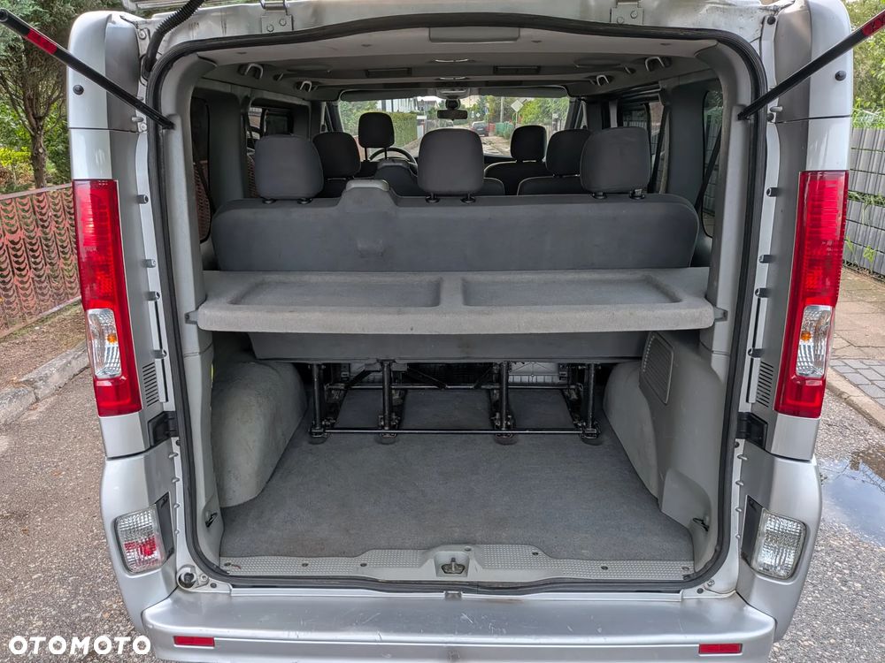 Opel Vivaro - 17