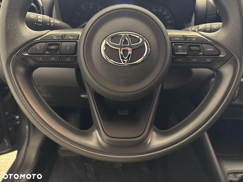 Toyota Yaris 1.0 Active - 13