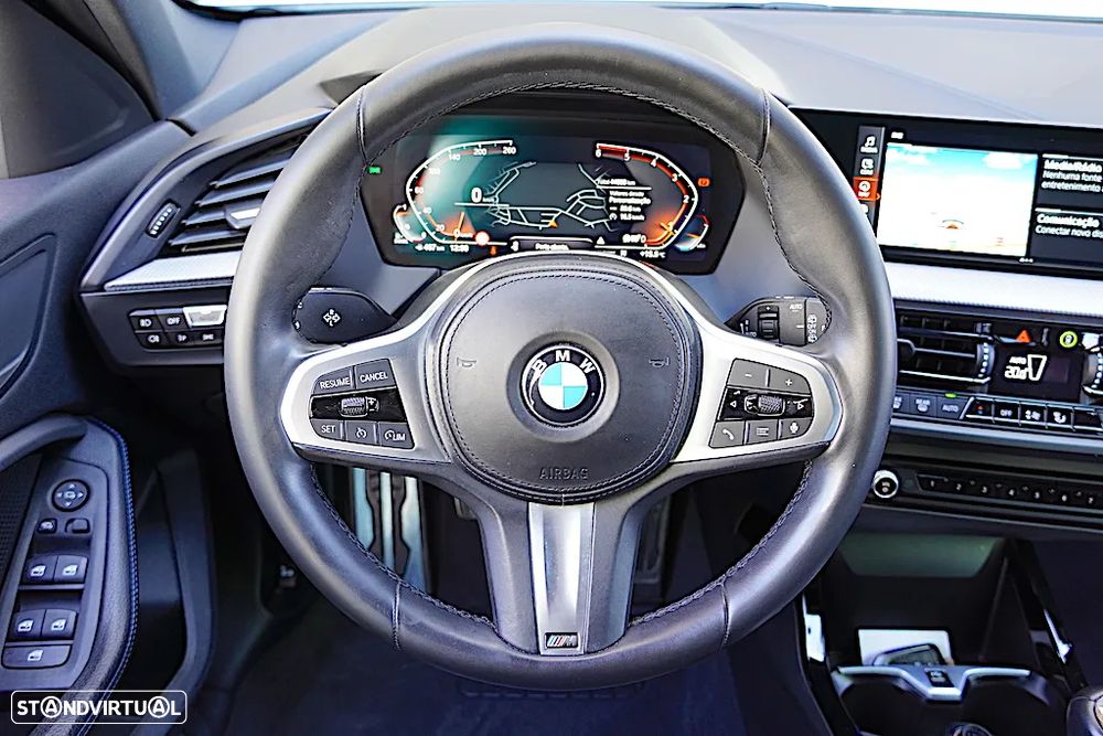 BMW 116 d Pack Desportivo M - 29