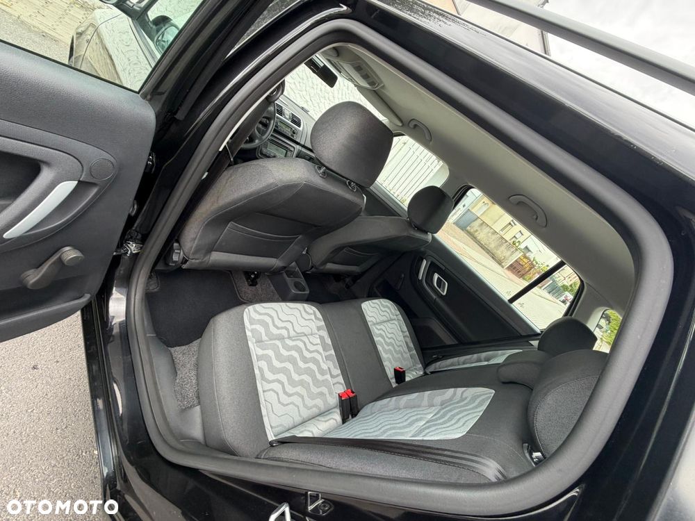 Skoda Fabia 1.4 16V STYLE Edition - 8