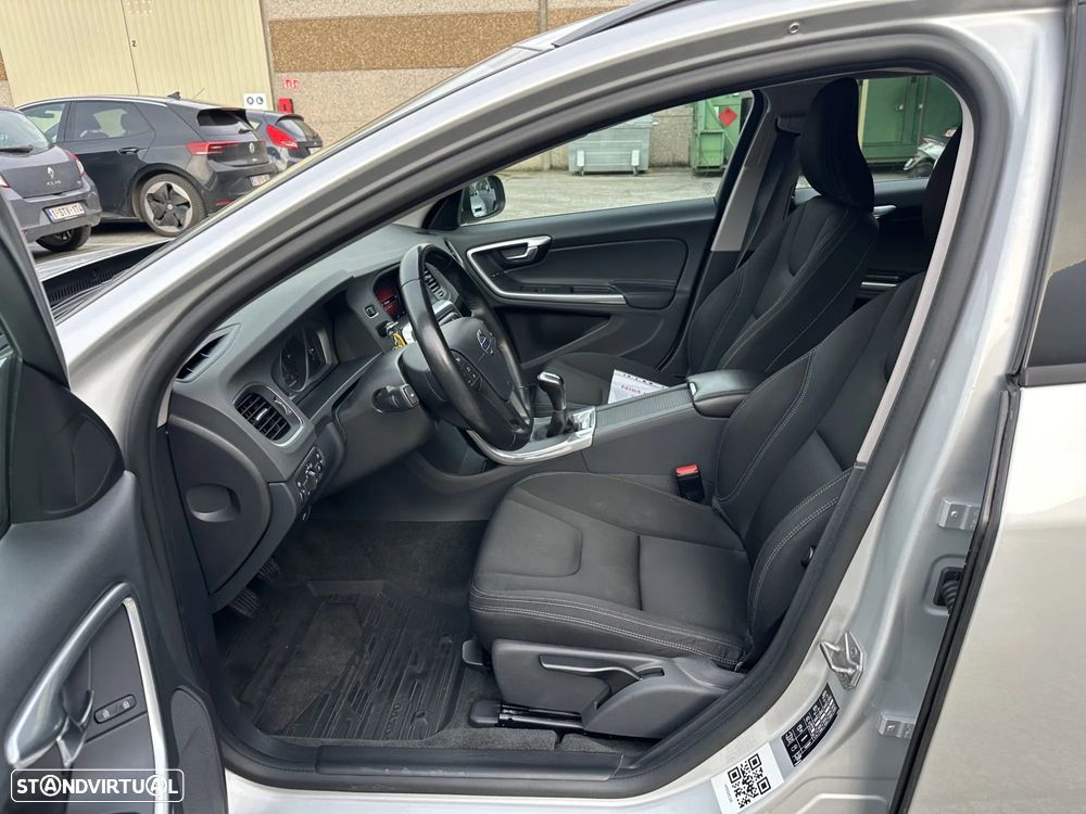 Volvo V60 D2 Geartronic Kinetic - 5