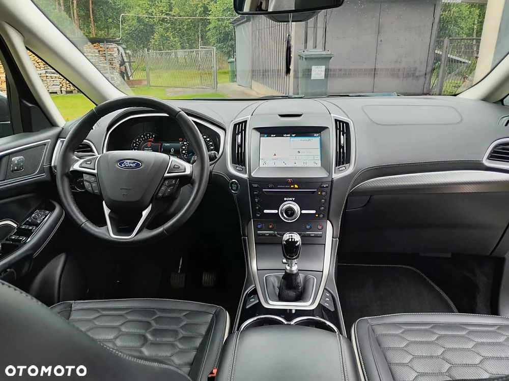 Ford S-Max 2.0 TDCi Vignale - 28