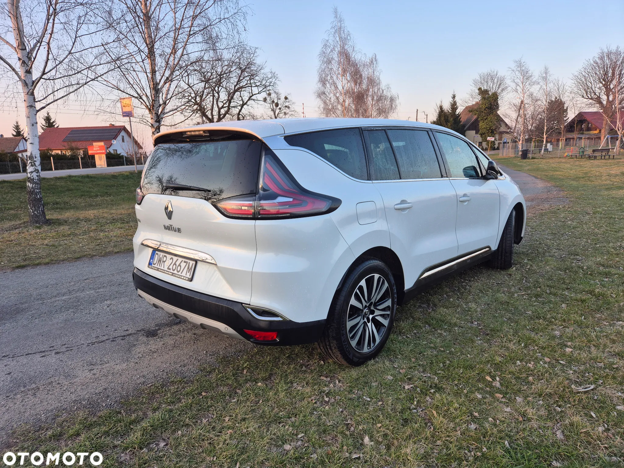 Renault Espace 1.6 dCi Energy Initiale Paris EDC - 5