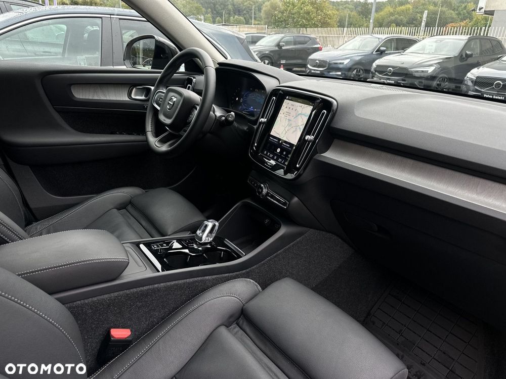 Volvo XC 40 - 22