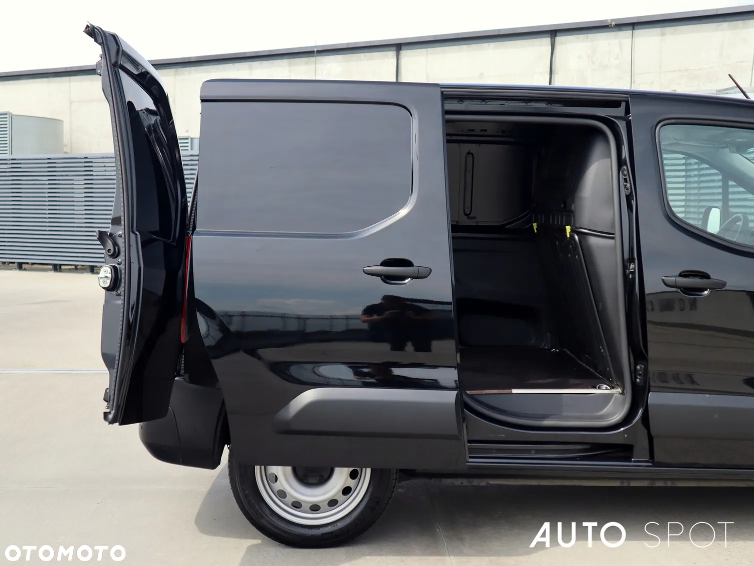 Toyota Proace City Furgon Active 1.5 D-4D 100 KM - 10