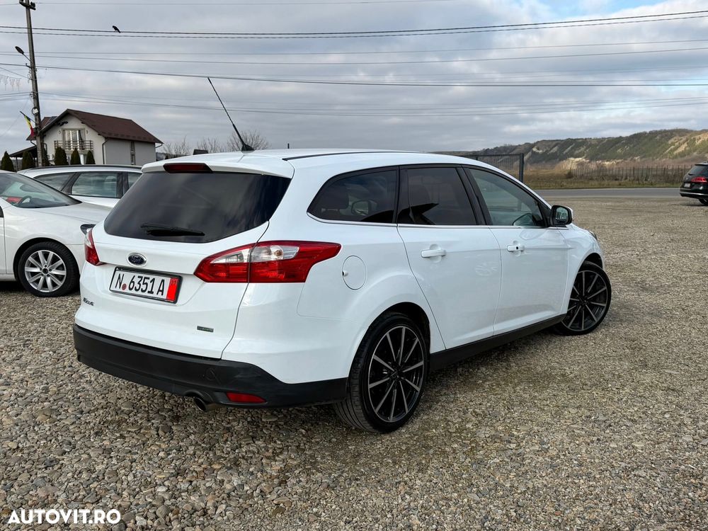 Ford Focus 1.5 EcoBoost Start-Stopp-System TITANIUM - 9