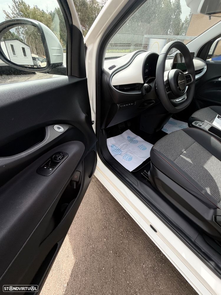 Fiat 500e Icon - 34