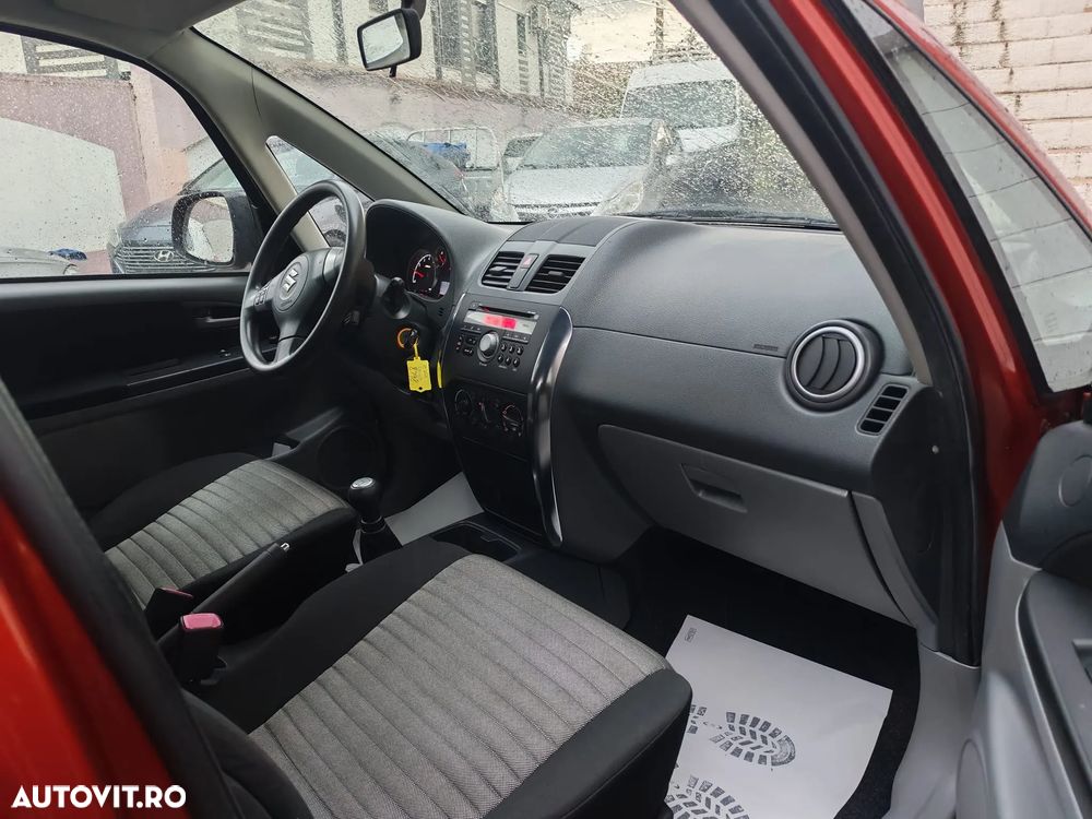 Suzuki SX4 Classic 1.6 VVT 4x2 Style - 5