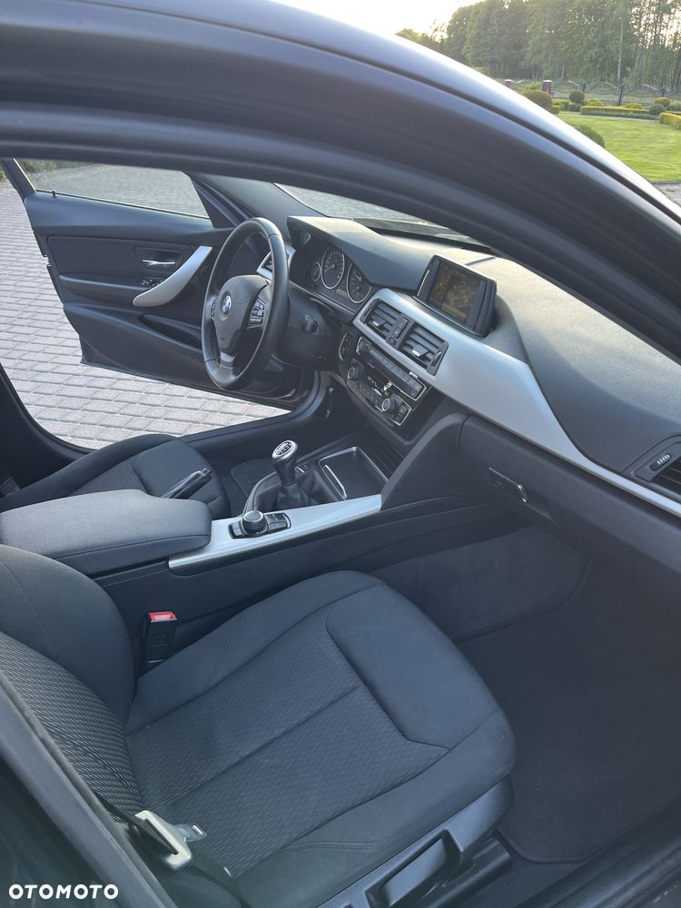 BMW Seria 3 318i Edition Luxury Line Purity - 19