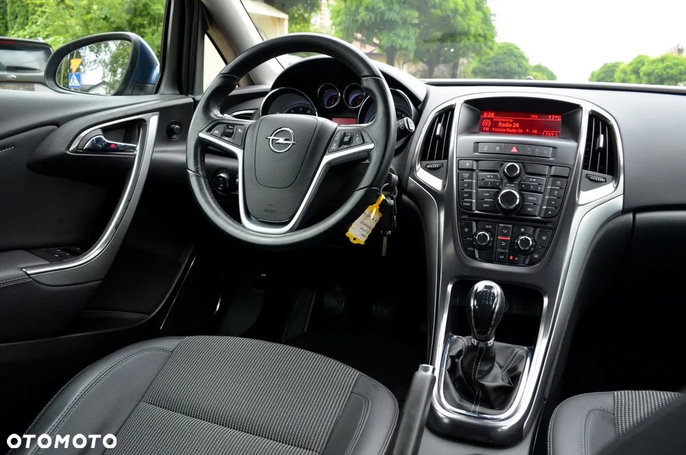 Opel Astra 1.4 T Sport - 31