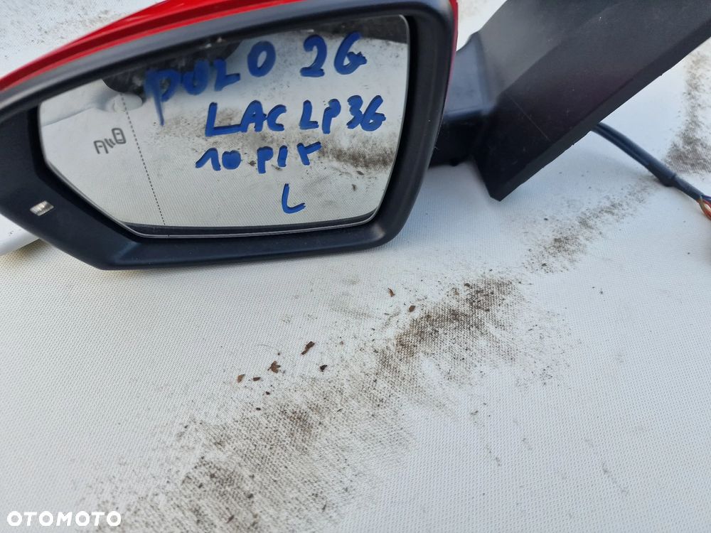 Lusterko  prawe  vw polo  2G 14 pinów  w kolorze  LP3G - 1