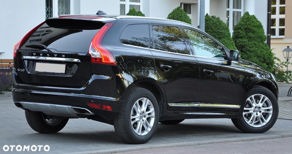 Volvo XC 60 D4 Geartronic Summum - 18