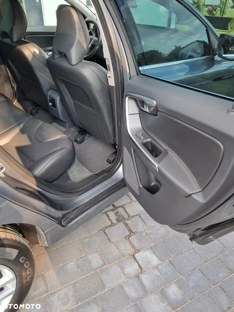 Volvo XC 60 - 24