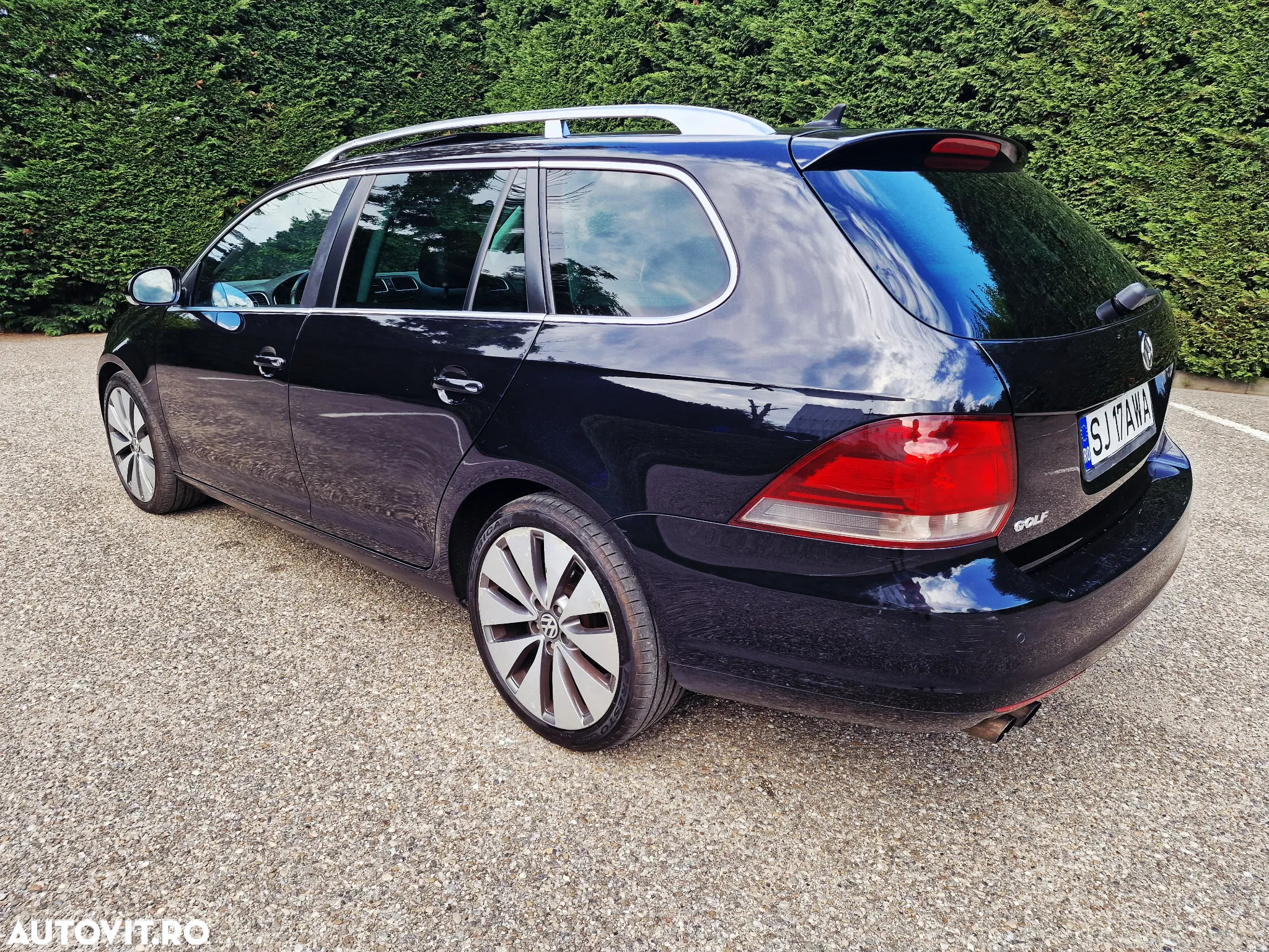 Volkswagen Golf Variant 2.0 TDI DPF DSG Highline - 4