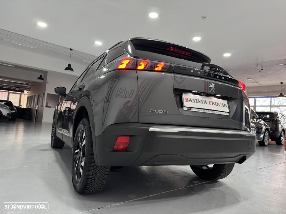 Peugeot 2008 PureTech 100 Allure - 17