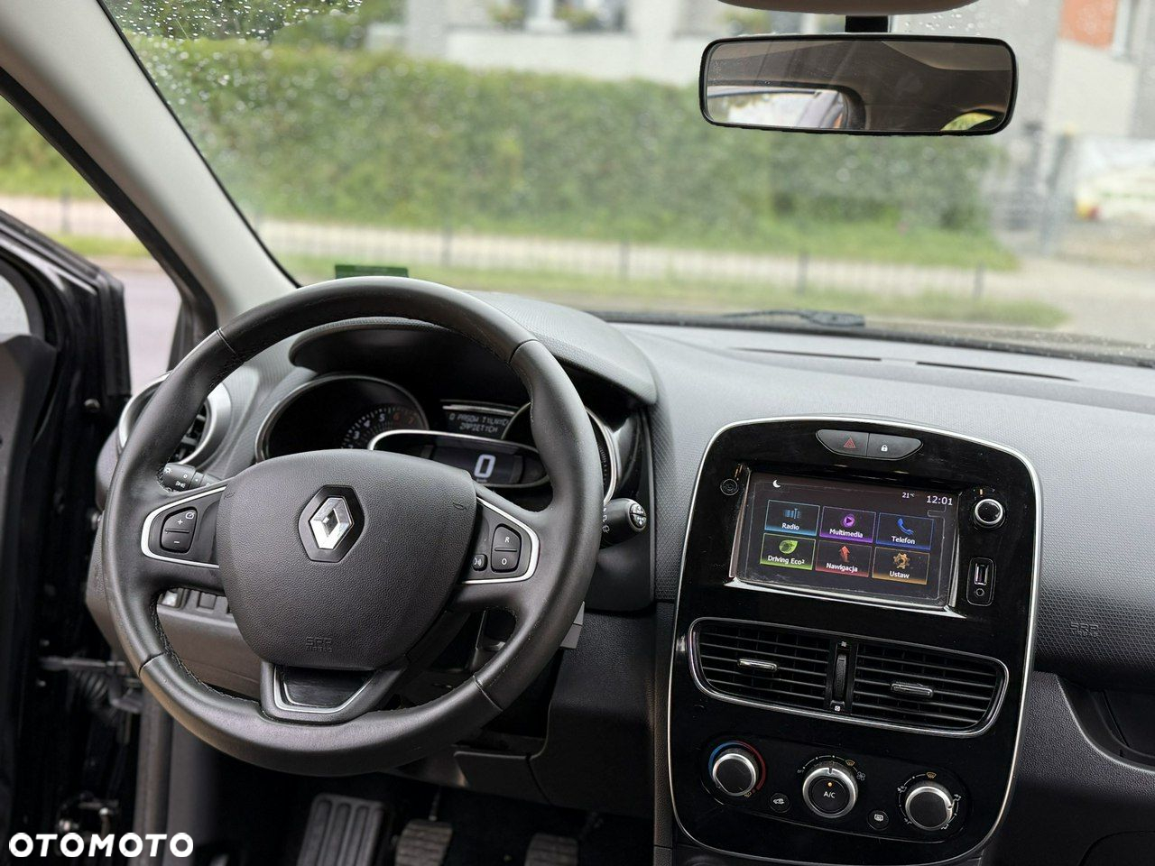 Renault Clio - 27
