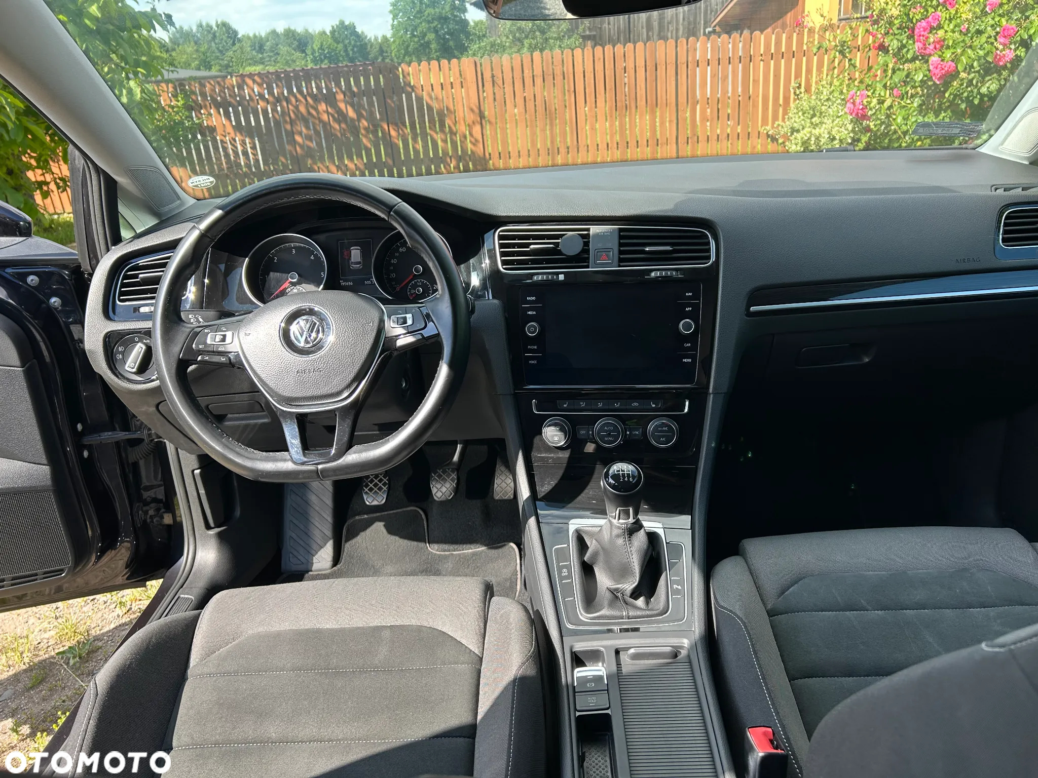 Volkswagen Golf Variant 2.0 TDI (BlueMotion Technology) Highline - 29