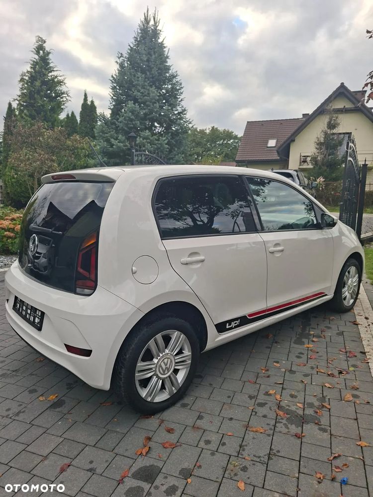 Volkswagen up! 1.0 move Perfectline - 11
