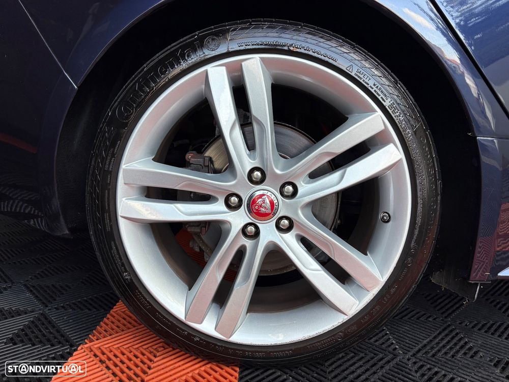 Jaguar XE 20d Aut. R-Sport - 27