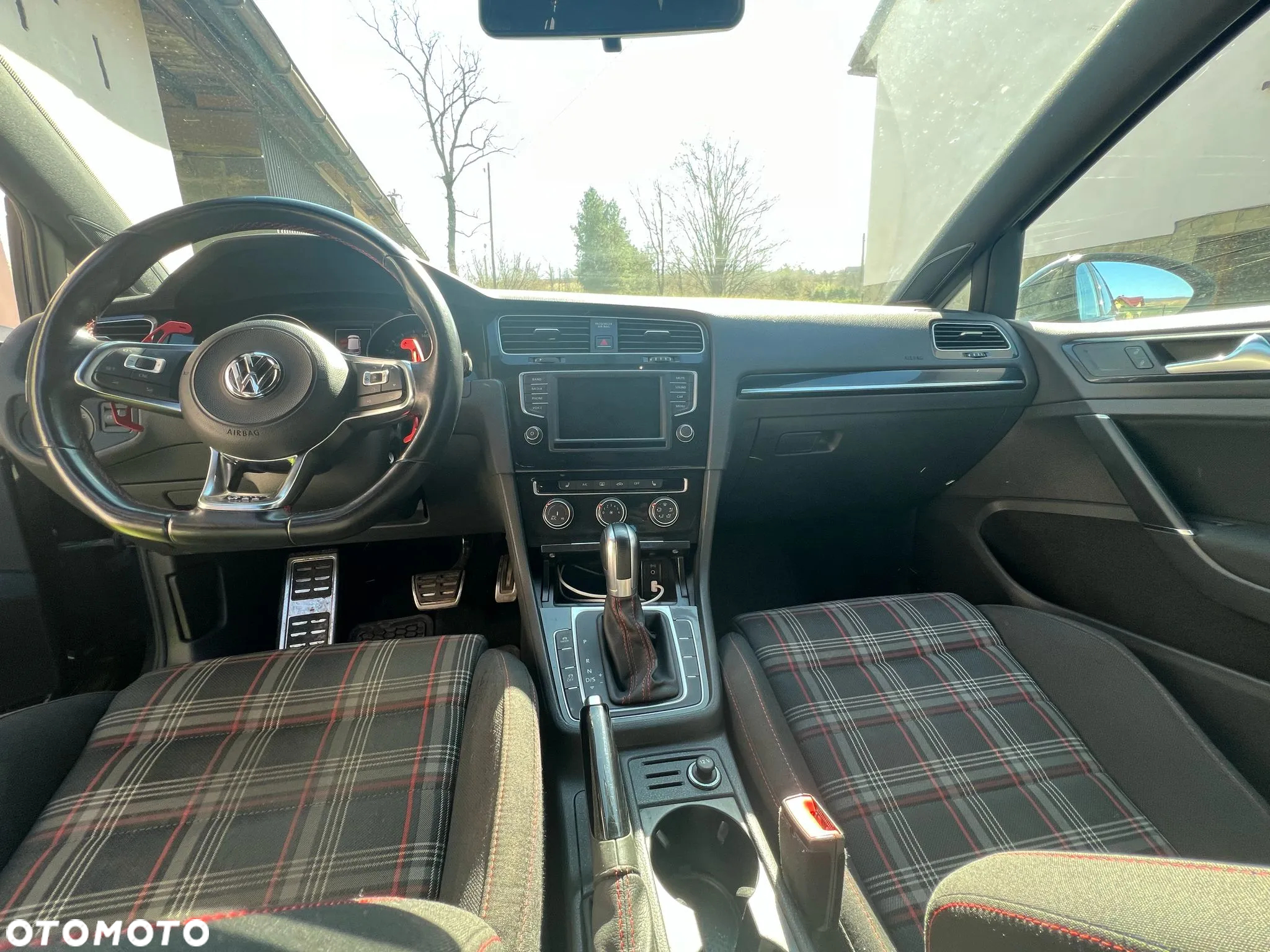 Volkswagen Golf VII 2.0 TSI BMT GTI DSG - 2