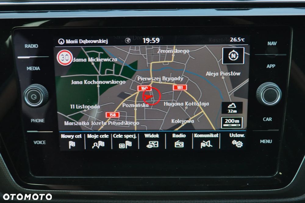 Volkswagen Touran 2.0 TDI SCR IQ.DRIVE - 21
