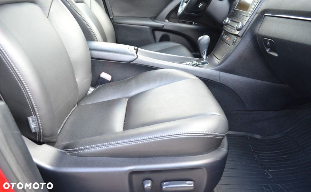 Toyota Avensis 2.0 Multidrive S Executive - 34