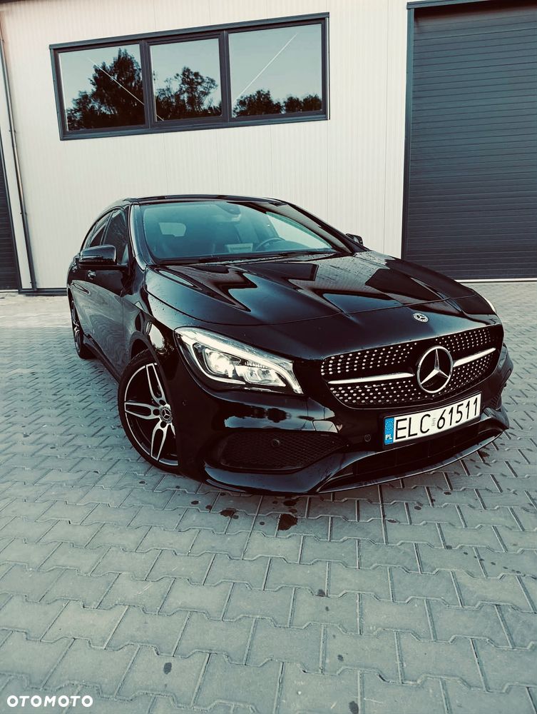Mercedes-Benz CLA 180 7G-DCT AMG Line - 1