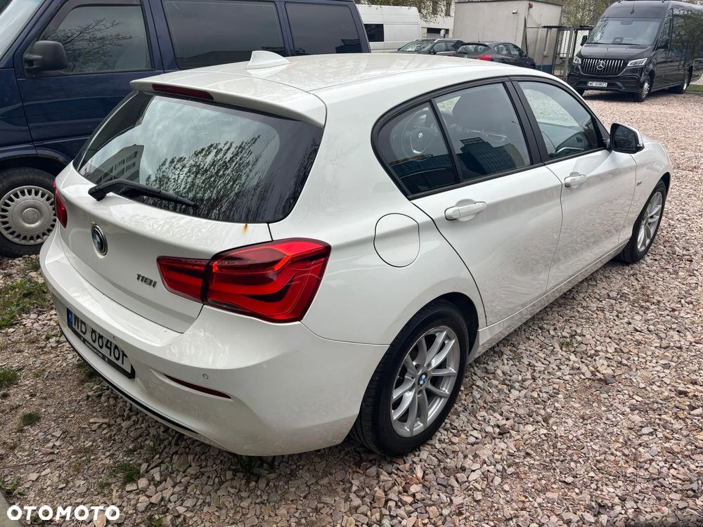 BMW Seria 1 118i - 14