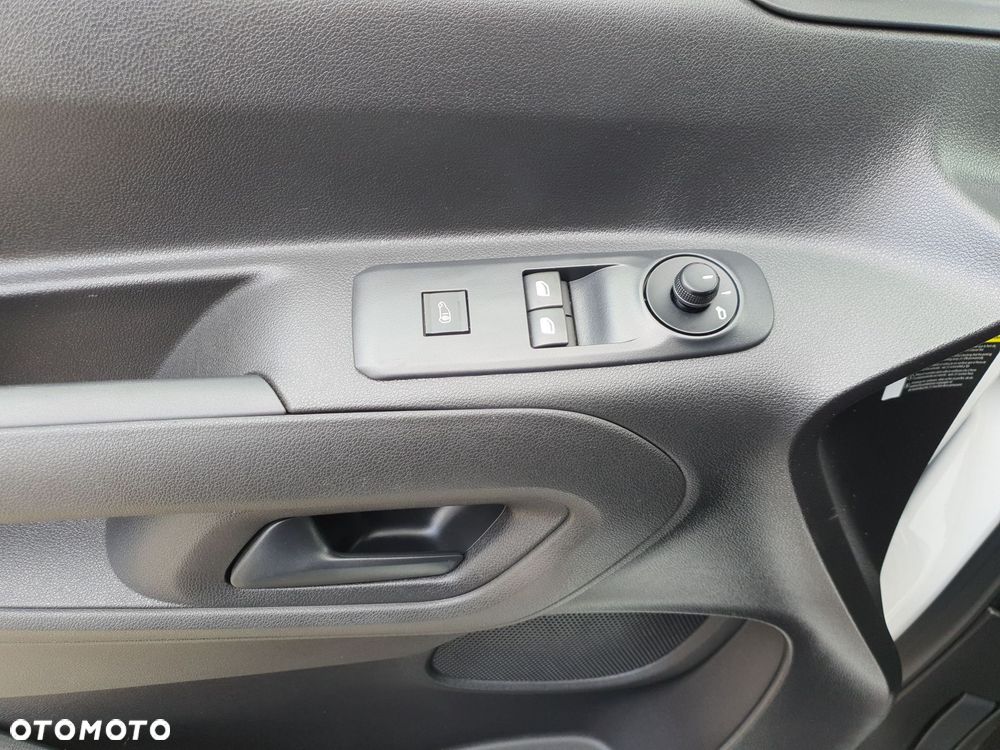 Toyota proace-city - 12