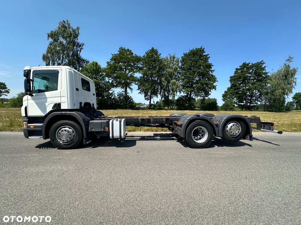 Scania P320 6x2 cala na Poduszce Dzienna Rama Beczka Laweta - 5