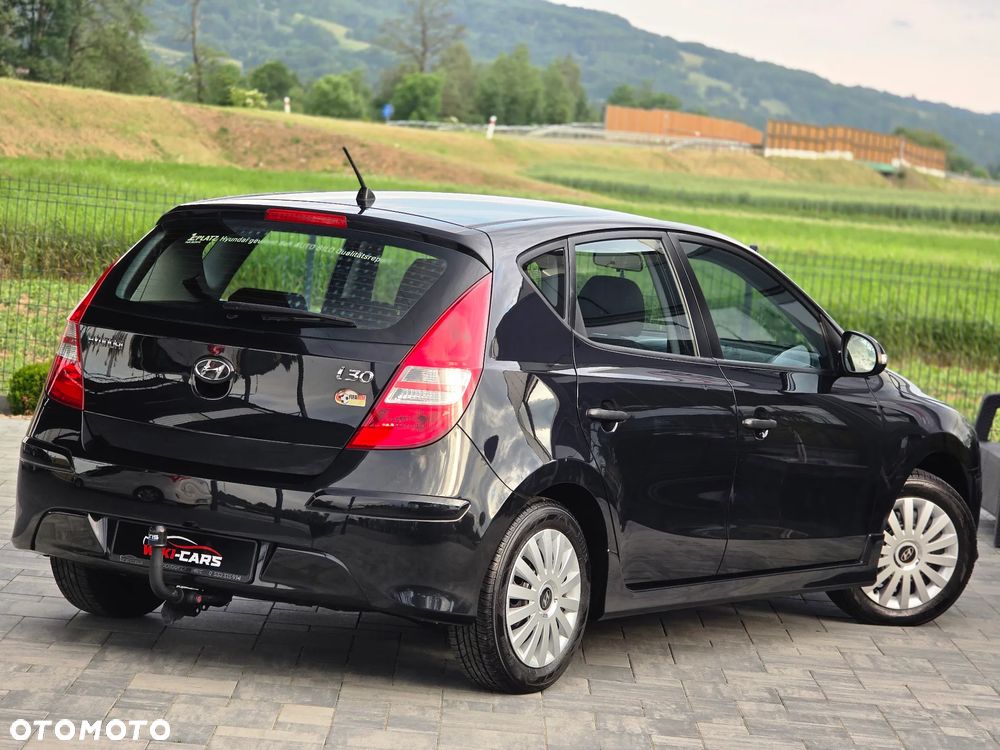 Hyundai i30 1.4 FIFA WM Edition - 21