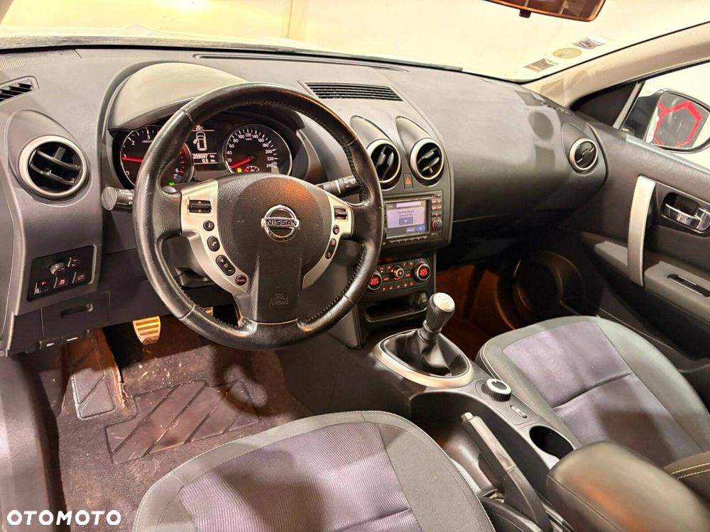 Nissan Qashqai - 16