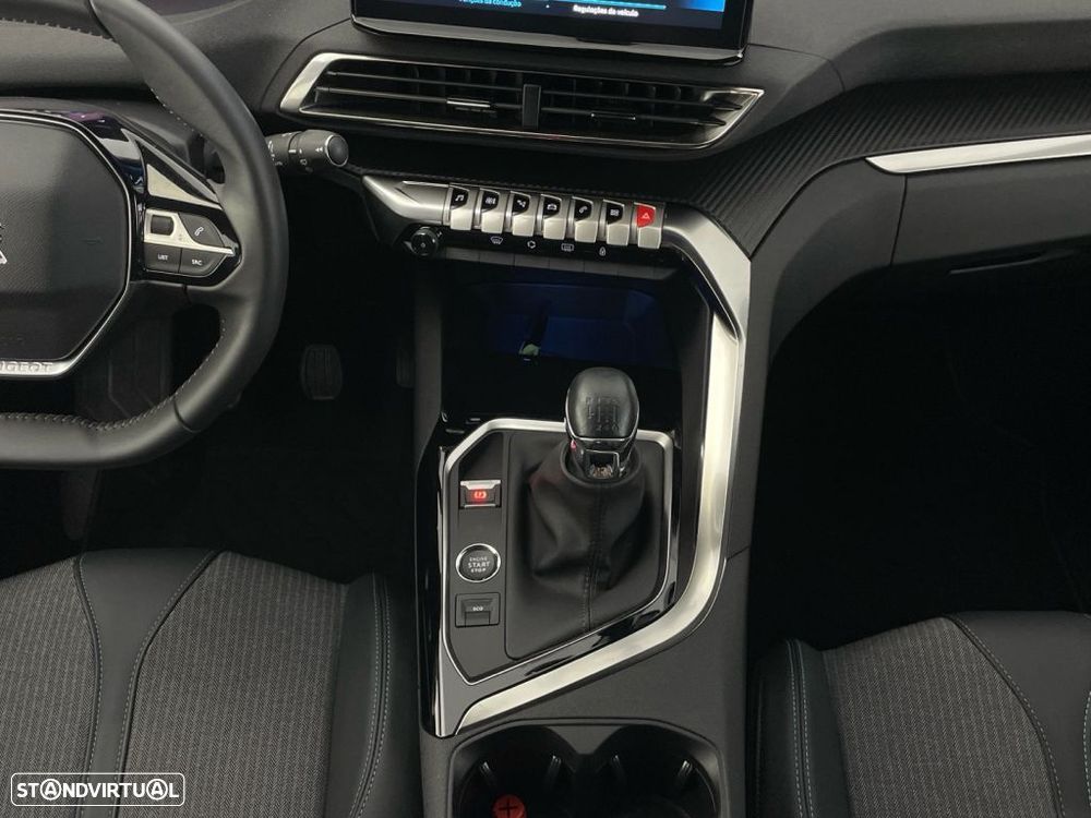 Peugeot 3008 1.2 PureTech Allure - 16