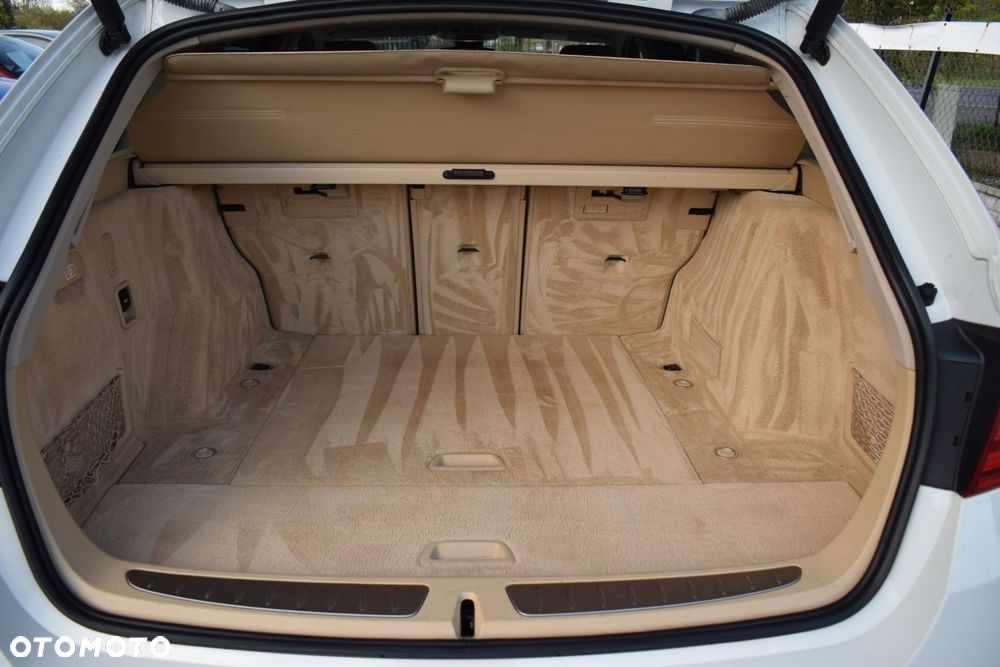 BMW Seria 3 320d DPF Edition Exclusive - 11