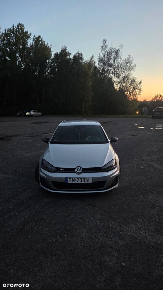 Volkswagen Golf 2.0 TDI BMT GTD - 5