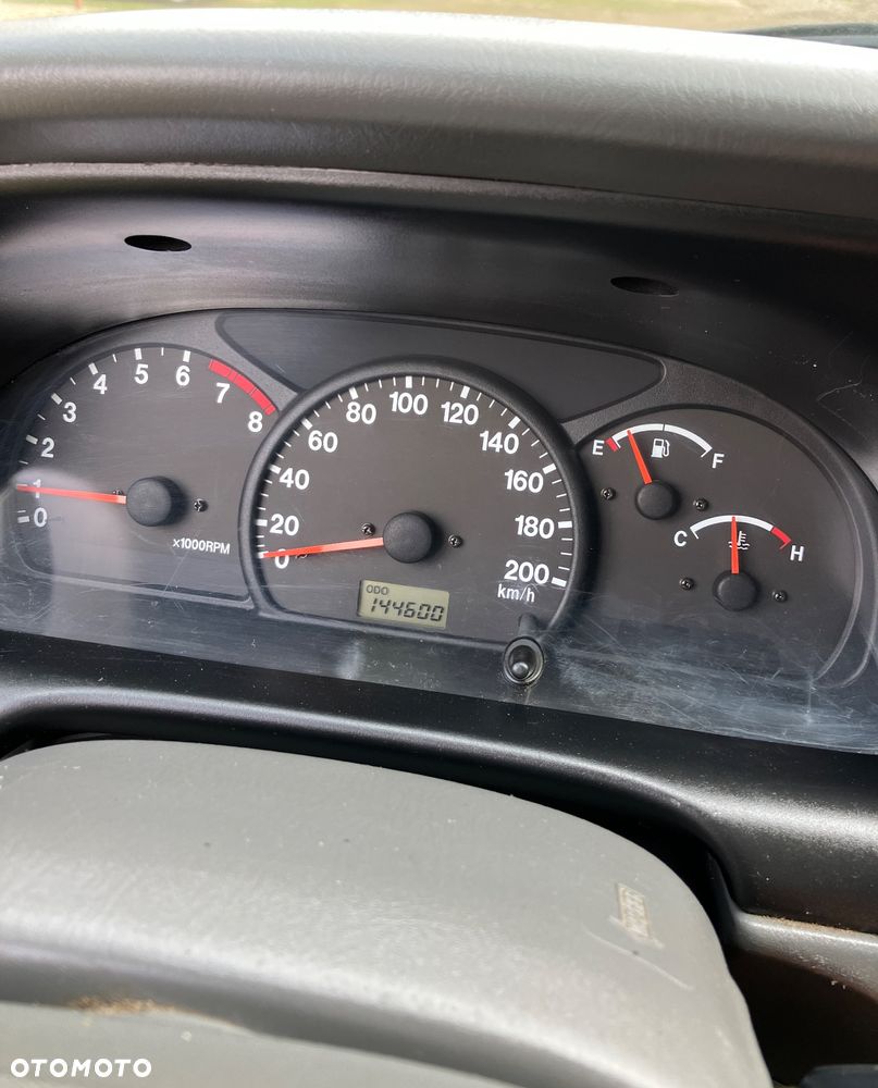 Suzuki Grand Vitara 2.0 - 7