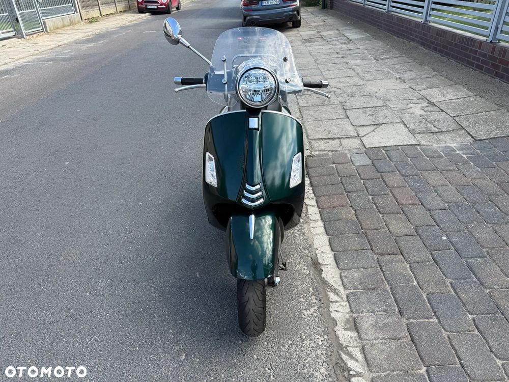 Piaggio Vespa - 2