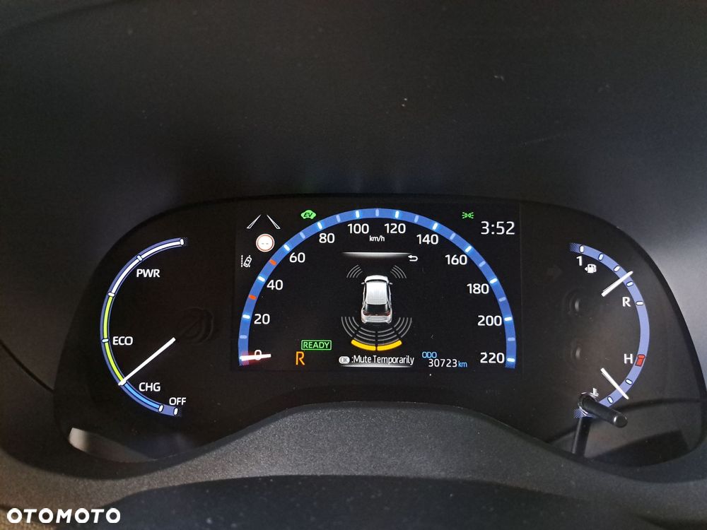 Toyota Yaris Cross - 34