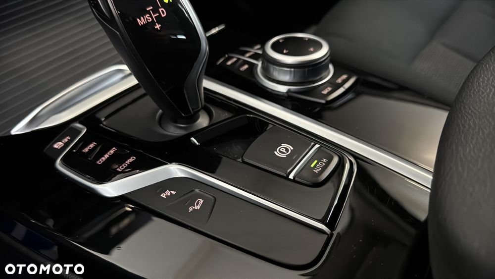BMW X3 xDrive20d - 22