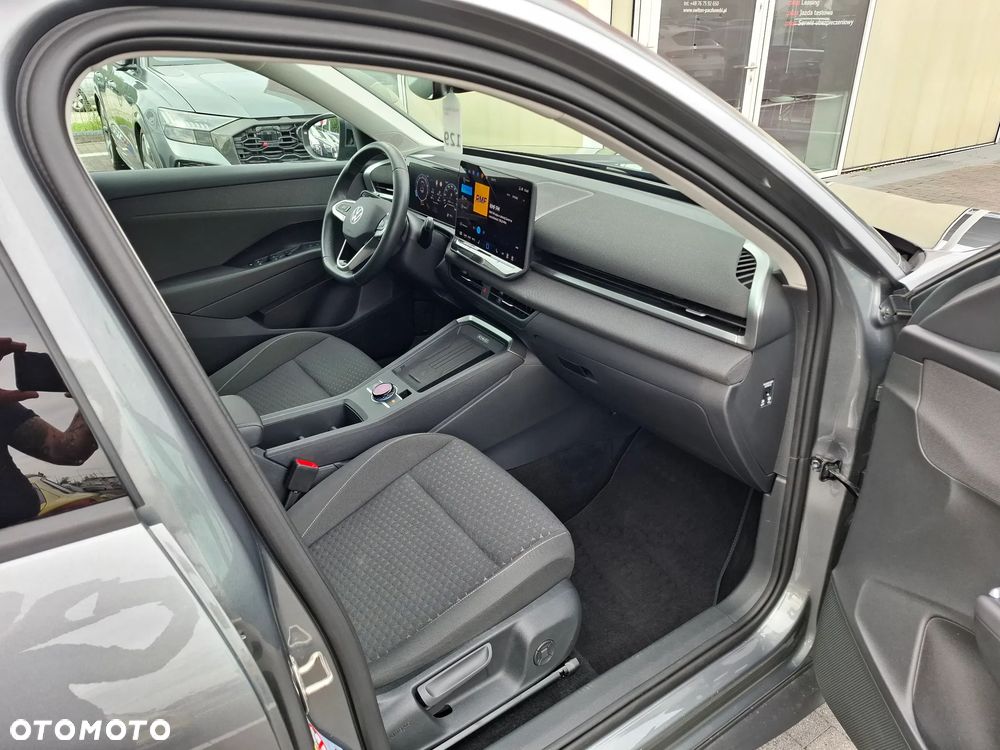 Volkswagen T-Roc 1.5 eTSI Life DSG - 7