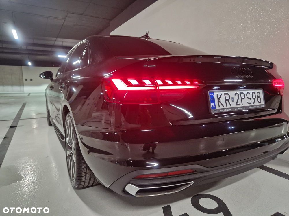 Audi A4 Limousine 35 TFSI S tronic - 4