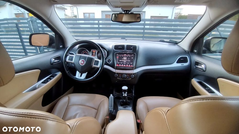 Fiat Freemont 2.0 Multijet 16V DPF Urban - 19