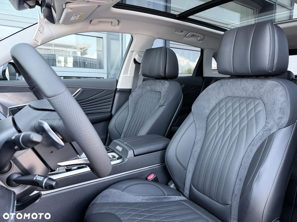 Hongqi HS5 2.0T Executive AWD - 19