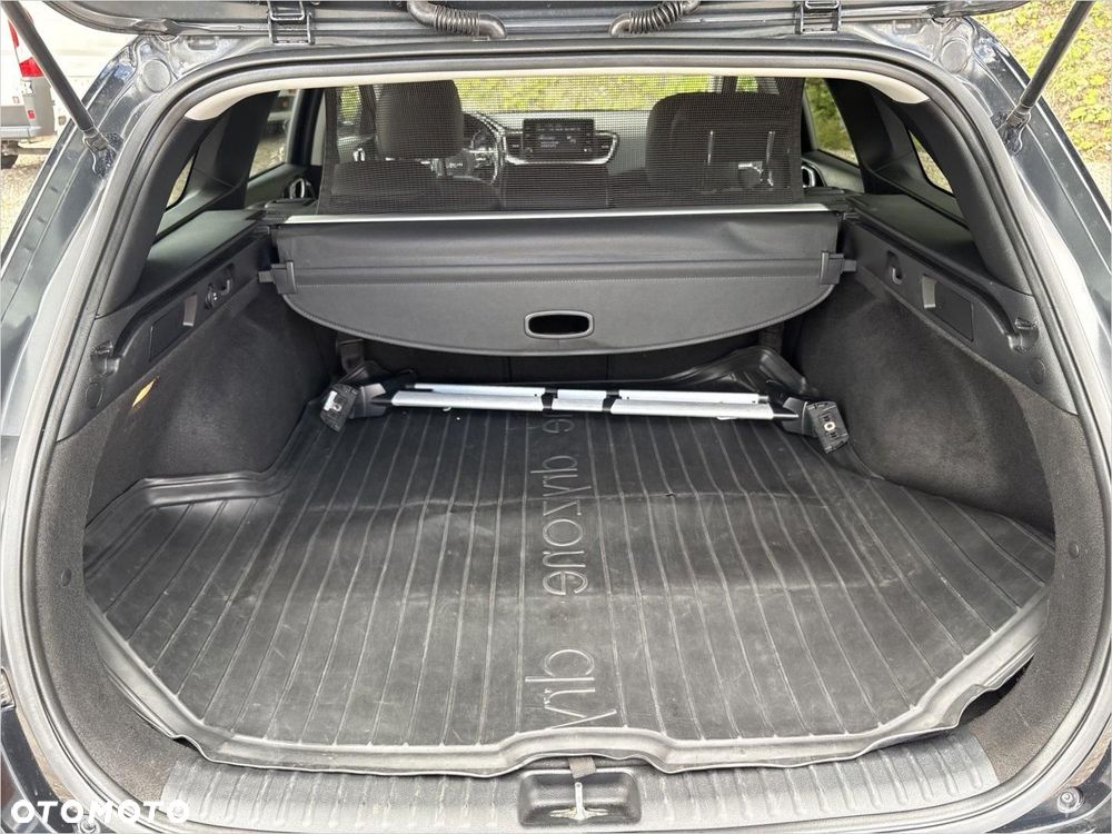 Kia Ceed 1.5 T-GDI L - 16